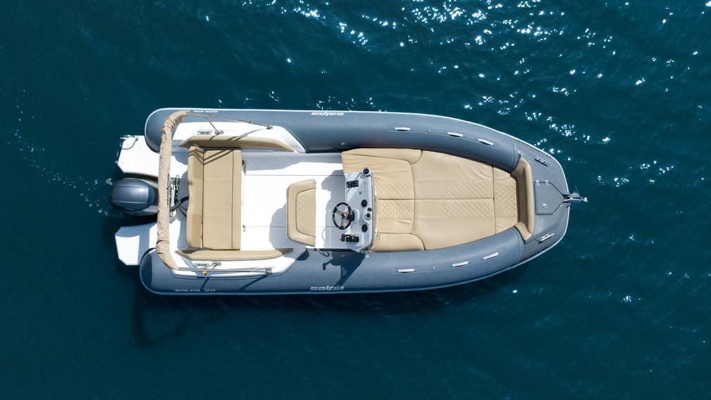 AMG Boat Experiences - Flotta - Salpa Soleil 20
